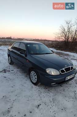 Седан Daewoo Lanos 2004 в Нововолинську