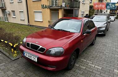 Седан Daewoo Lanos 2008 в Чорнобаї