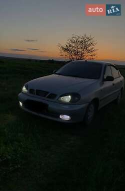 Седан Daewoo Lanos 2003 в Лозовой