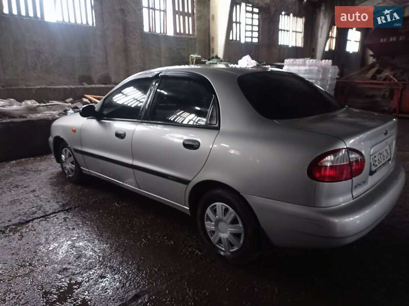 Седан Daewoo Lanos 2003 в Близнюках