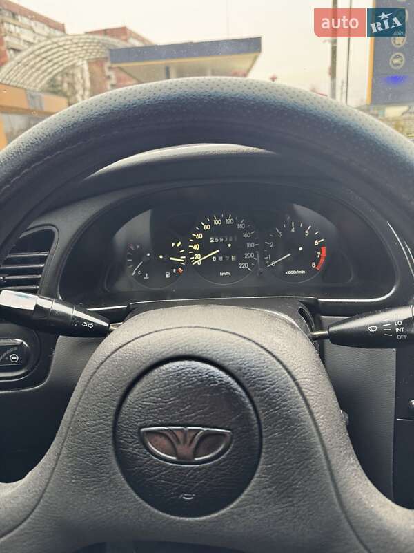 Седан Daewoo Lanos 2004 в Днепре