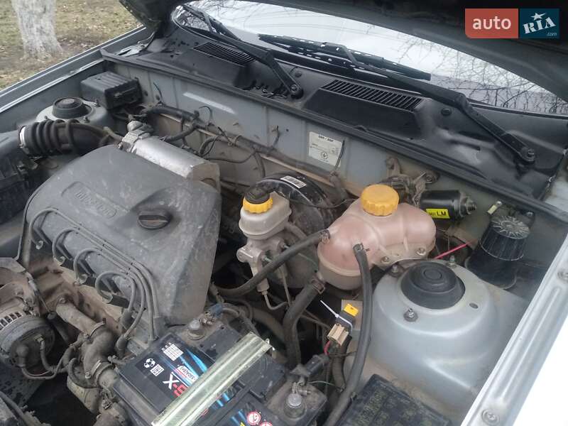 Седан Daewoo Lanos 2007 в Ромнах