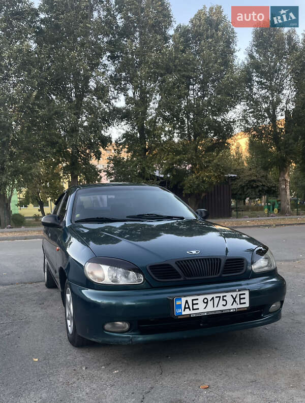 Седан Daewoo Lanos 2002 в Новомосковске