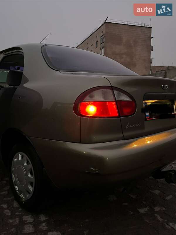 Седан Daewoo Lanos 2006 в Кременце