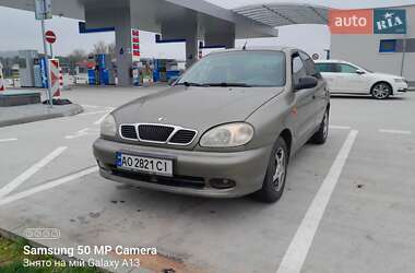 Седан Daewoo Lanos 2004 в Мукачевому