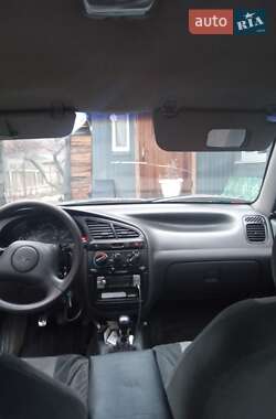 Седан Daewoo Lanos 1998 в 
