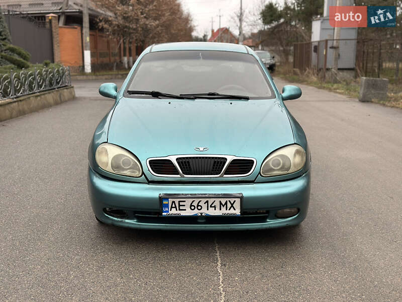 Седан Daewoo Lanos 1998 в Дніпрі