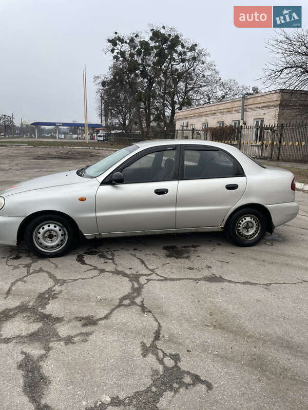 Седан Daewoo Lanos 2003 в Полтаве