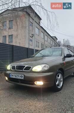 Седан Daewoo Lanos 2004 в Житомирі