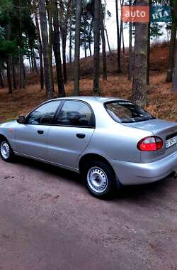 Седан Daewoo Lanos 2005 в Тростянце