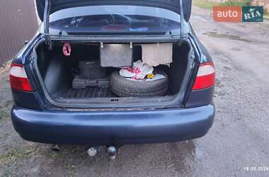 Седан Daewoo Lanos 2002 в Балаклії