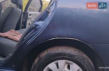 Седан Daewoo Lanos 2002 в Балаклії