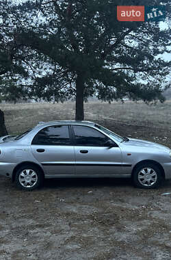 Седан Daewoo Lanos 2001 в 
