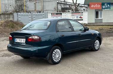 Седан Daewoo Lanos 2001 в Червонограде