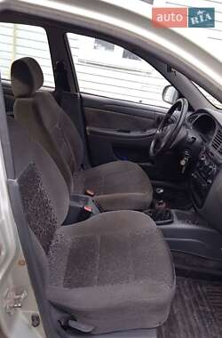 Седан Daewoo Lanos 2010 в Сновске