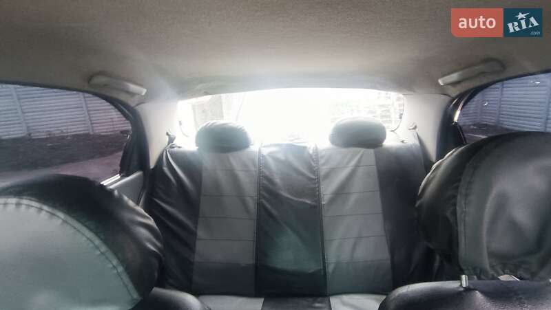 Седан Daewoo Lanos 1999 в Сквире