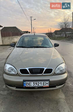 Седан Daewoo Lanos 2004 в Миколаєві