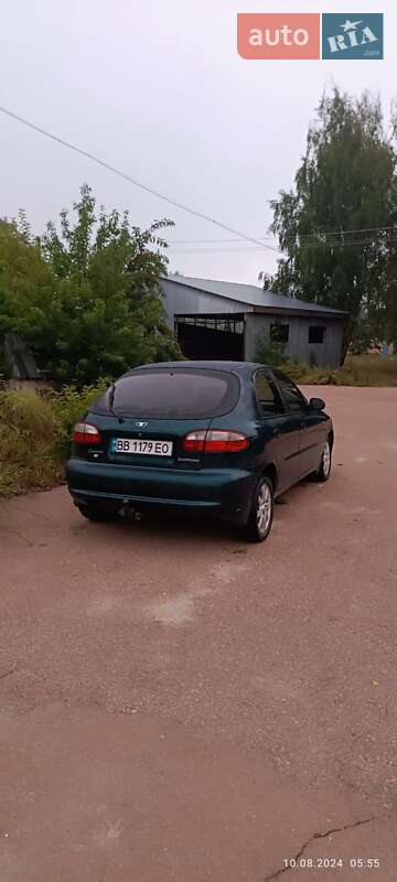 Седан Daewoo Lanos 2004 в Киеве