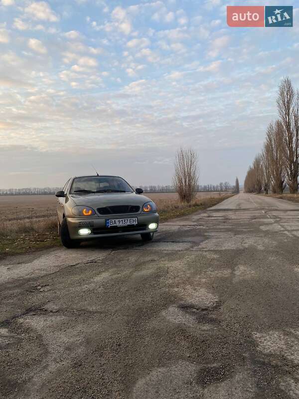 Седан Daewoo Lanos 2006 в Кропивницком