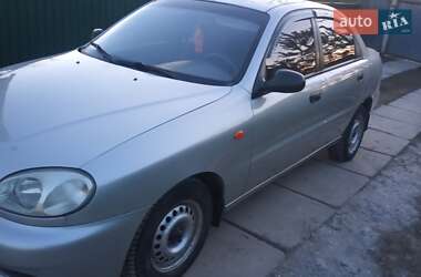 Седан Daewoo Lanos 2004 в Львове