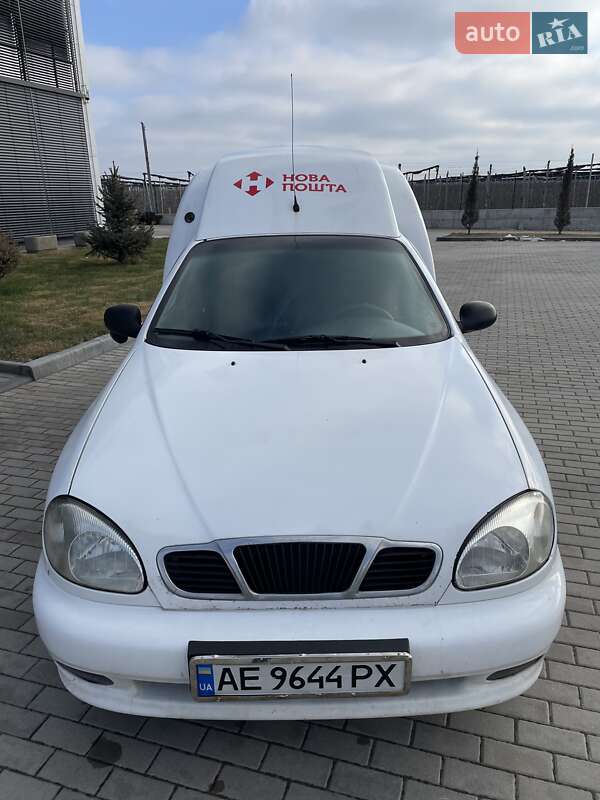 Седан Daewoo Lanos 2012 в Дніпрі