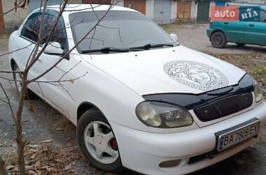 Седан Daewoo Lanos 1998 в Желтых Водах