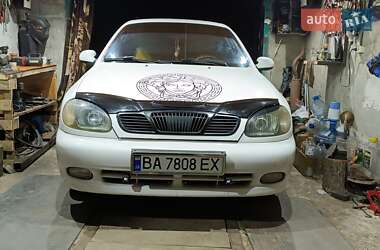 Седан Daewoo Lanos 1998 в Жовтих Водах
