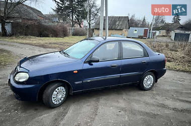 Седан Daewoo Lanos 2002 в Василькове