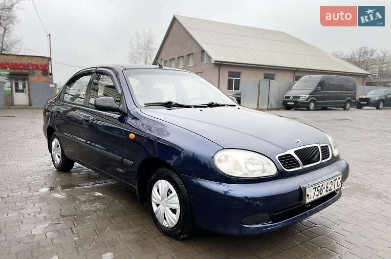 Седан Daewoo Lanos 2003 в Львове