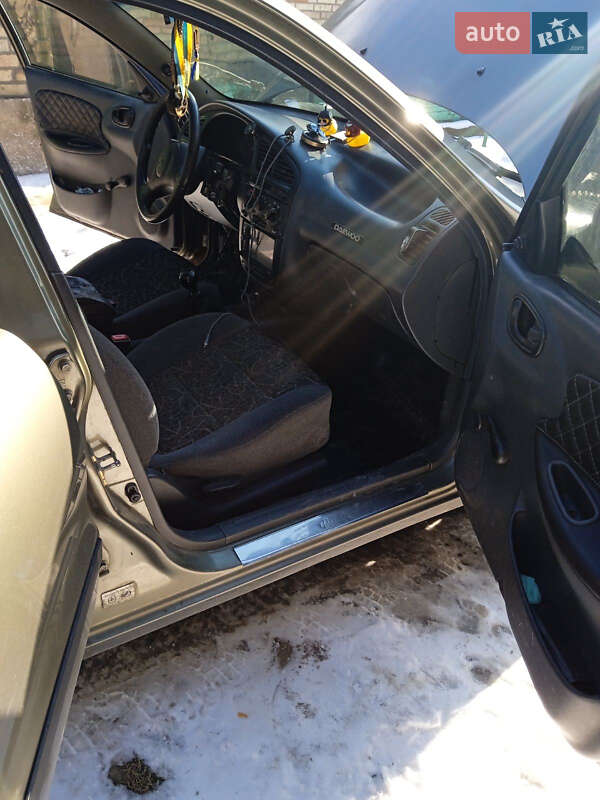 Седан Daewoo Lanos 2004 в Демидове