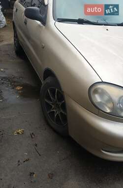 Седан Daewoo Lanos 2003 в Днепре