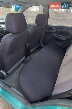 Седан Daewoo Lanos 1998 в Градижске