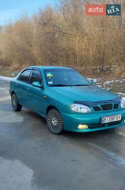Седан Daewoo Lanos 1998 в Градижске