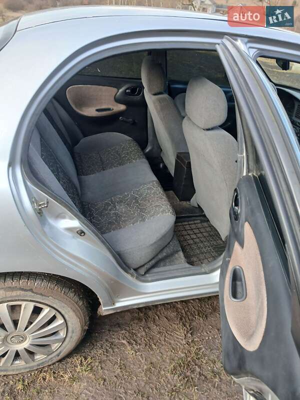 Седан Daewoo Lanos 2008 в Львове