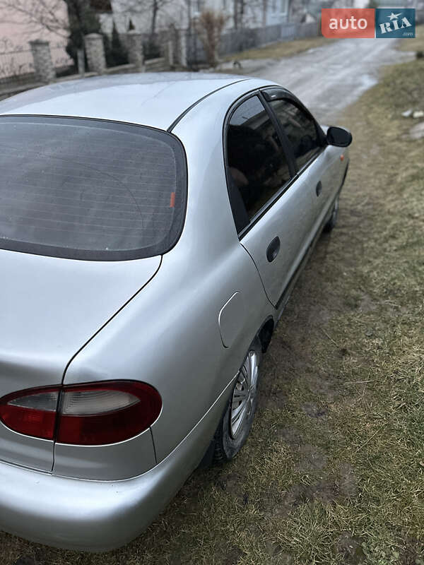 Седан Daewoo Lanos 2007 в Борщеві