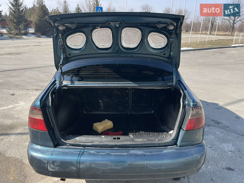 Седан Daewoo Lanos 2003 в Запоріжжі