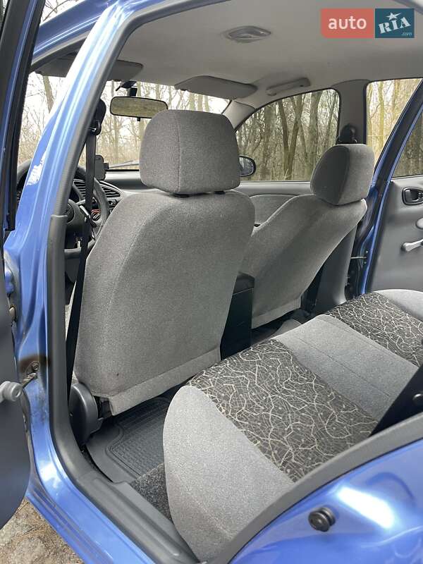 Седан Daewoo Lanos 2007 в Каневе