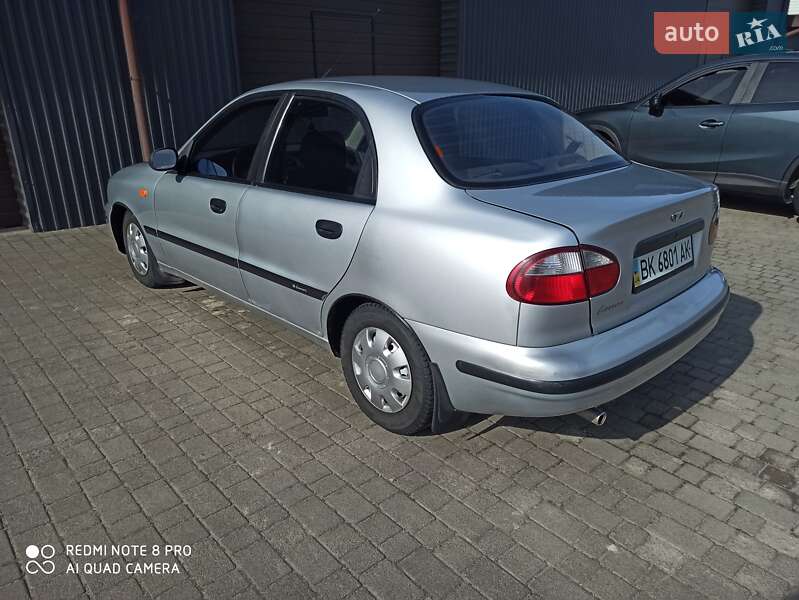 Седан Daewoo Lanos 2007 в Сарнах