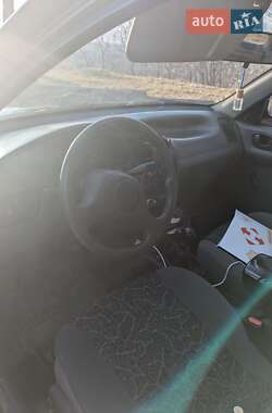 Седан Daewoo Lanos 2004 в 