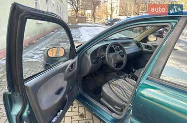 Седан Daewoo Lanos 2004 в Николаеве