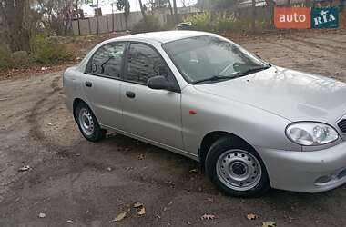 Седан Daewoo Lanos 2001 в 
