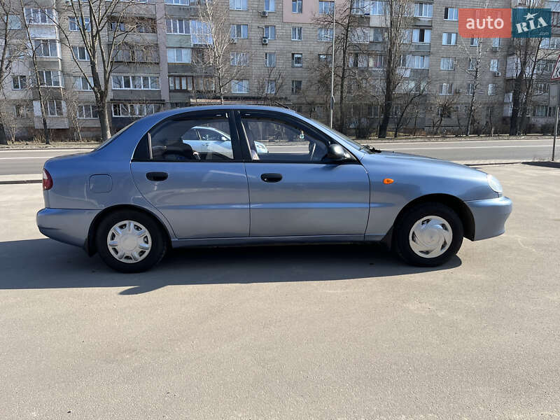 Седан Daewoo Lanos 2008 в Києві