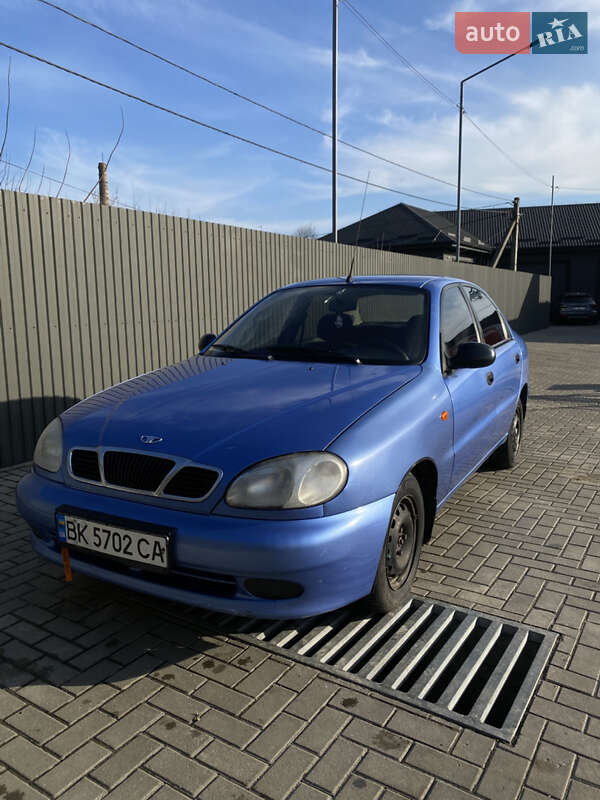 Седан Daewoo Lanos 2007 в Сарнах