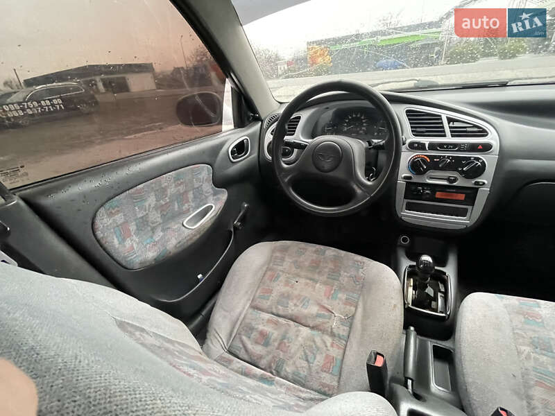 Седан Daewoo Lanos 2003 в Солотвине