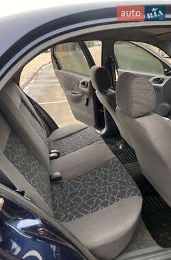 Седан Daewoo Lanos 2004 в 