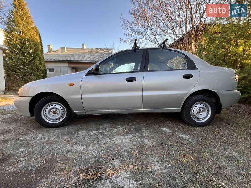 Седан Daewoo Lanos 2006 в Львові