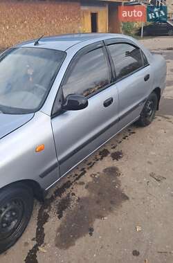 Седан Daewoo Lanos 2009 в Краматорске