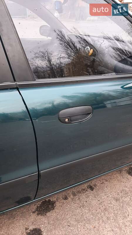 Седан Daewoo Lanos 2004 в Кременчуге