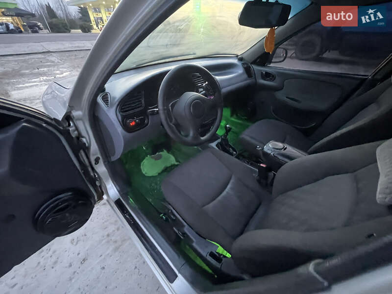 Седан Daewoo Lanos 2004 в Солотвине