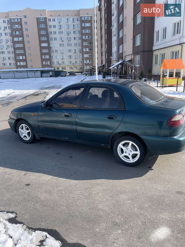 Седан Daewoo Lanos 2005 в Днепре